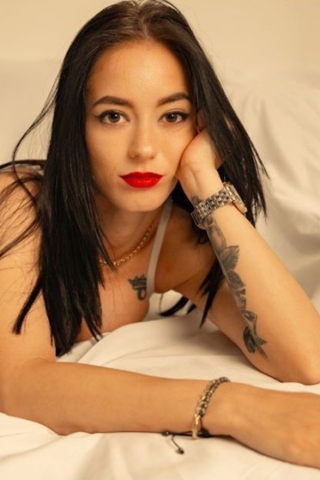 Carina 5 Escort Wien